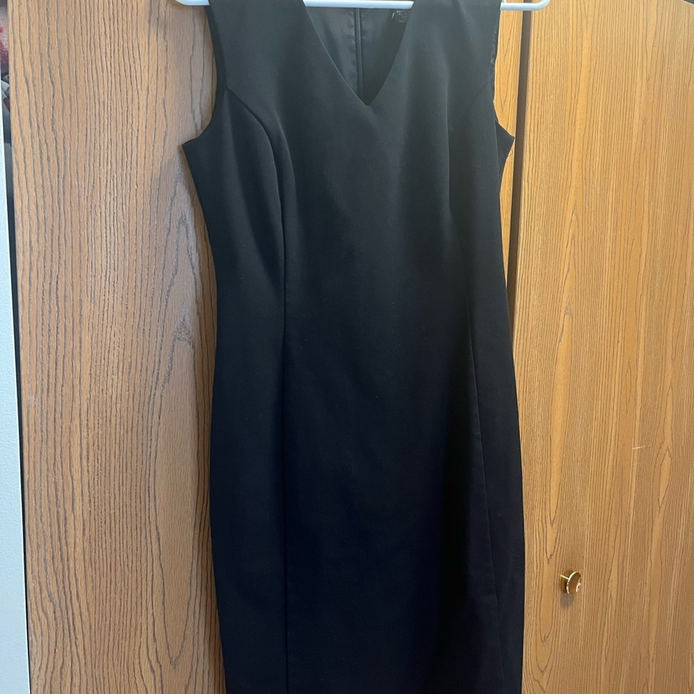 The Limited Black Sheath Mini Dress V-Neck Sleeveless